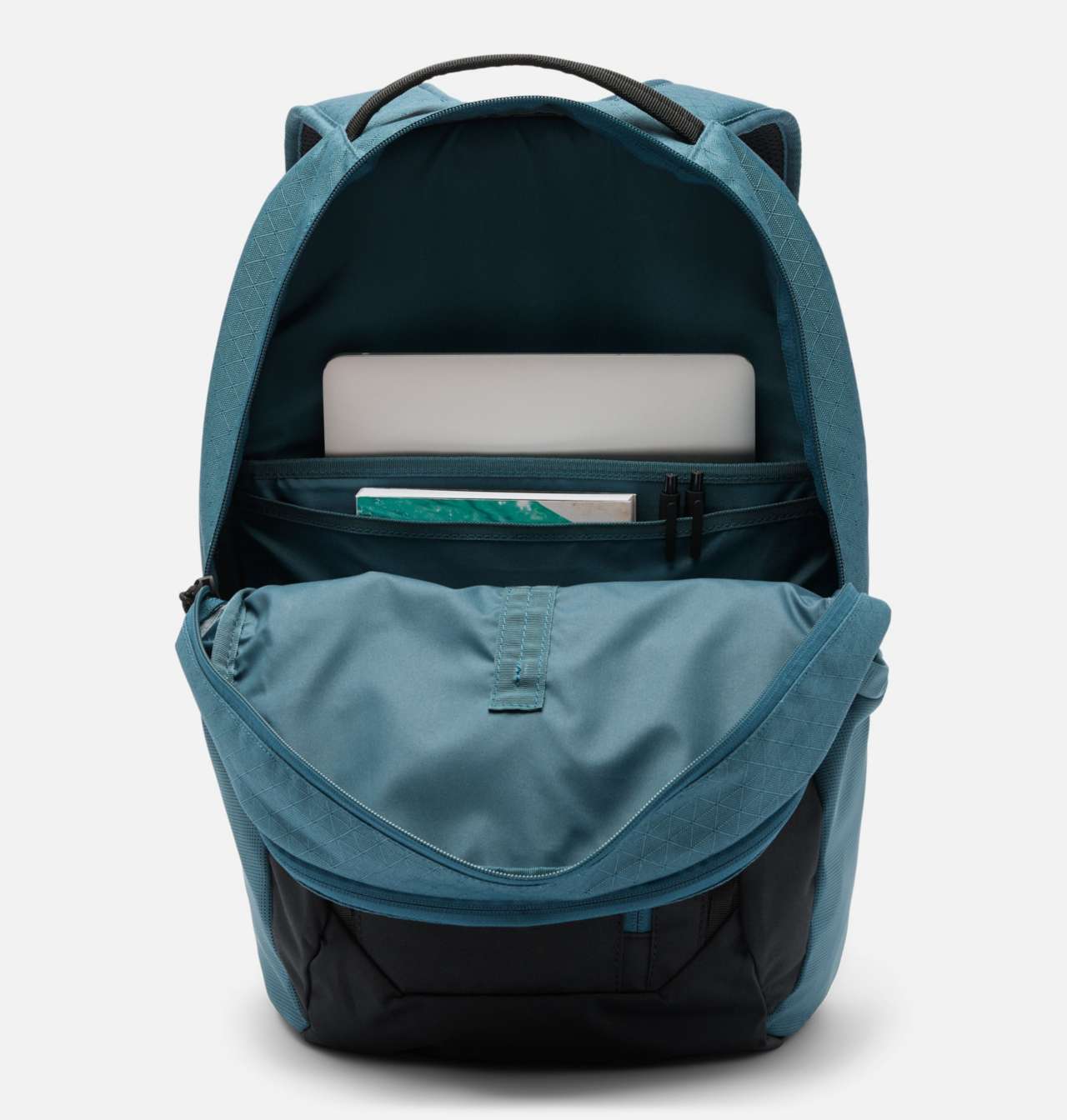Atlas Explorer™ II 26L Backpack 7