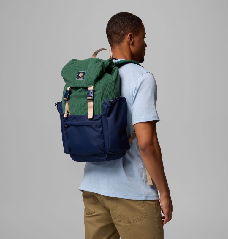 Trail Traveler 28L Rucksack, Color: Rain Forest, Collegiate Navy, image 4