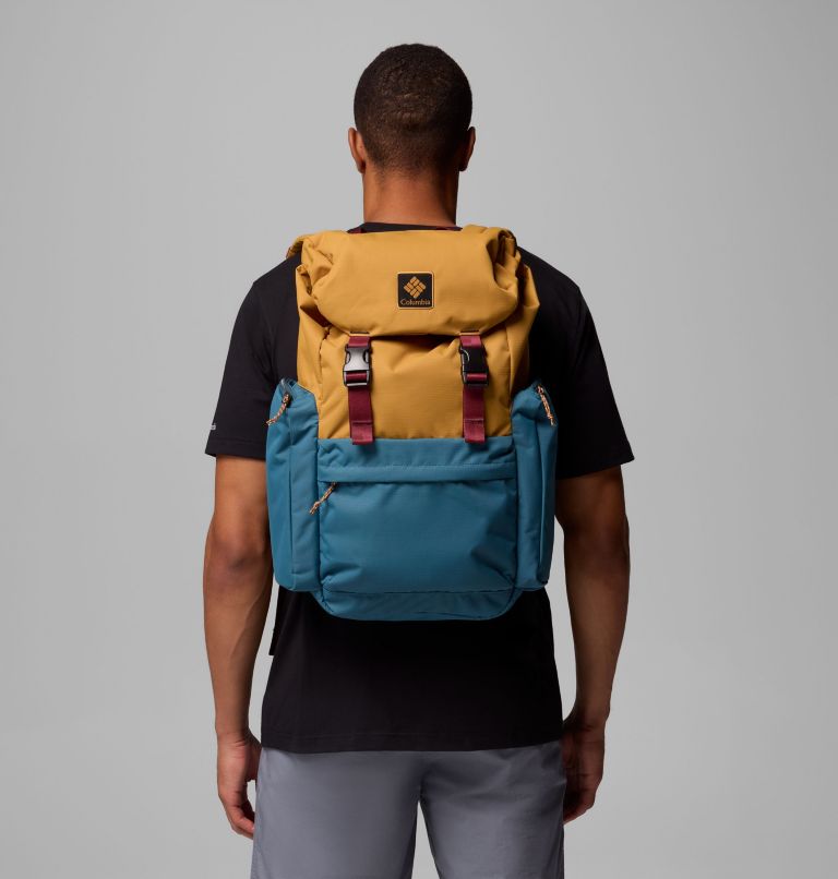 Trail Traveler 28L Rucksack, Color: Maple Sugar, Everblue, image 4
