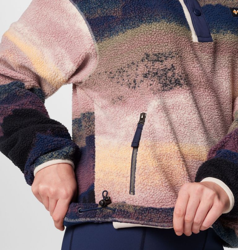 Sudadera con capucha de forro polar sherpa con estampado Helvetia II para mujer, Color: Collegiate Navy Dolomites, image 6