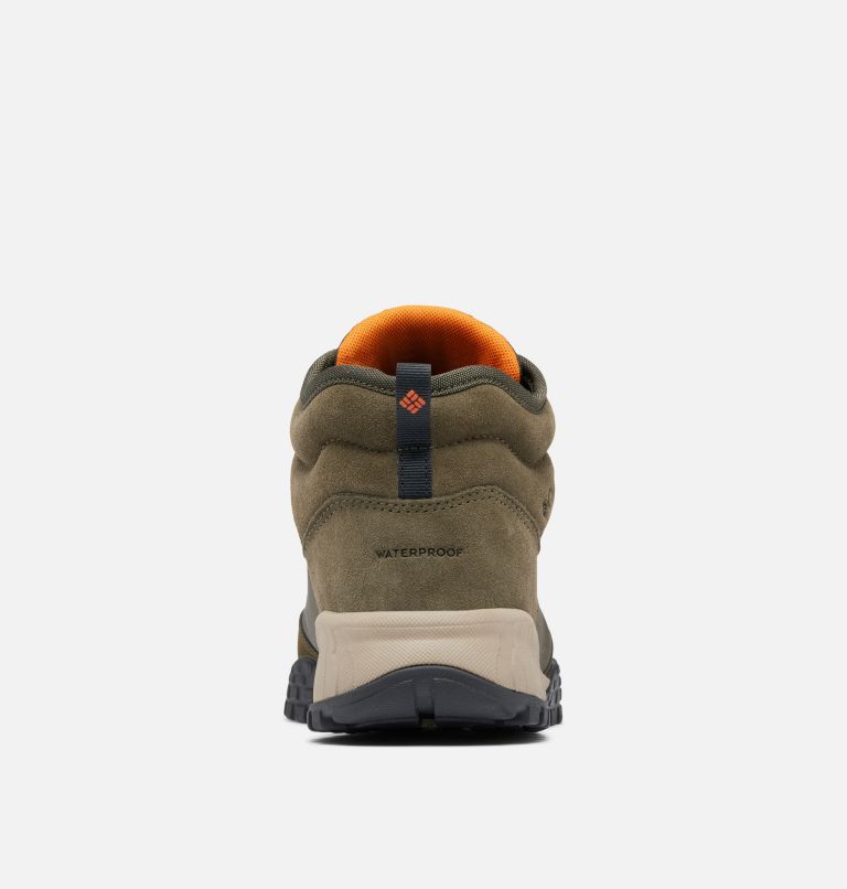 Zapatillas para caminar impermeables de media caña Fairbanks II para hombre, Color: Deep Olive, Desert Sun, image 2