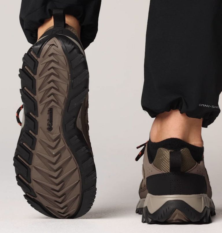 Men's Strata Trail Low Shoe, Color: Mud, Tangy Orange