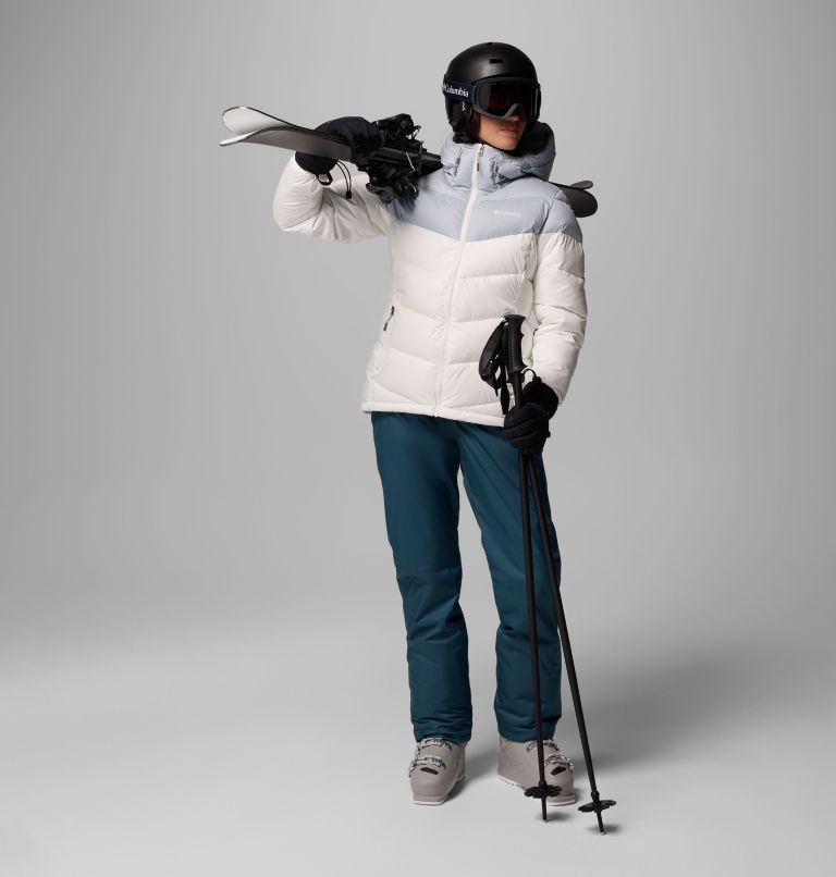 Chaqueta de esquí con aislamiento Abbott Peak para mujer, Color: Sea Salt, Cirrus Grey, image 12