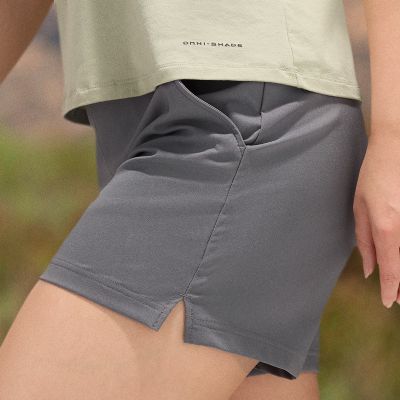 Model in motion to show how the hem lets you move.