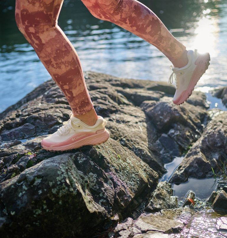 Zapatillas Terrastride CRZ para mujer, Color: Sea Salt, Pink Haze, image 12