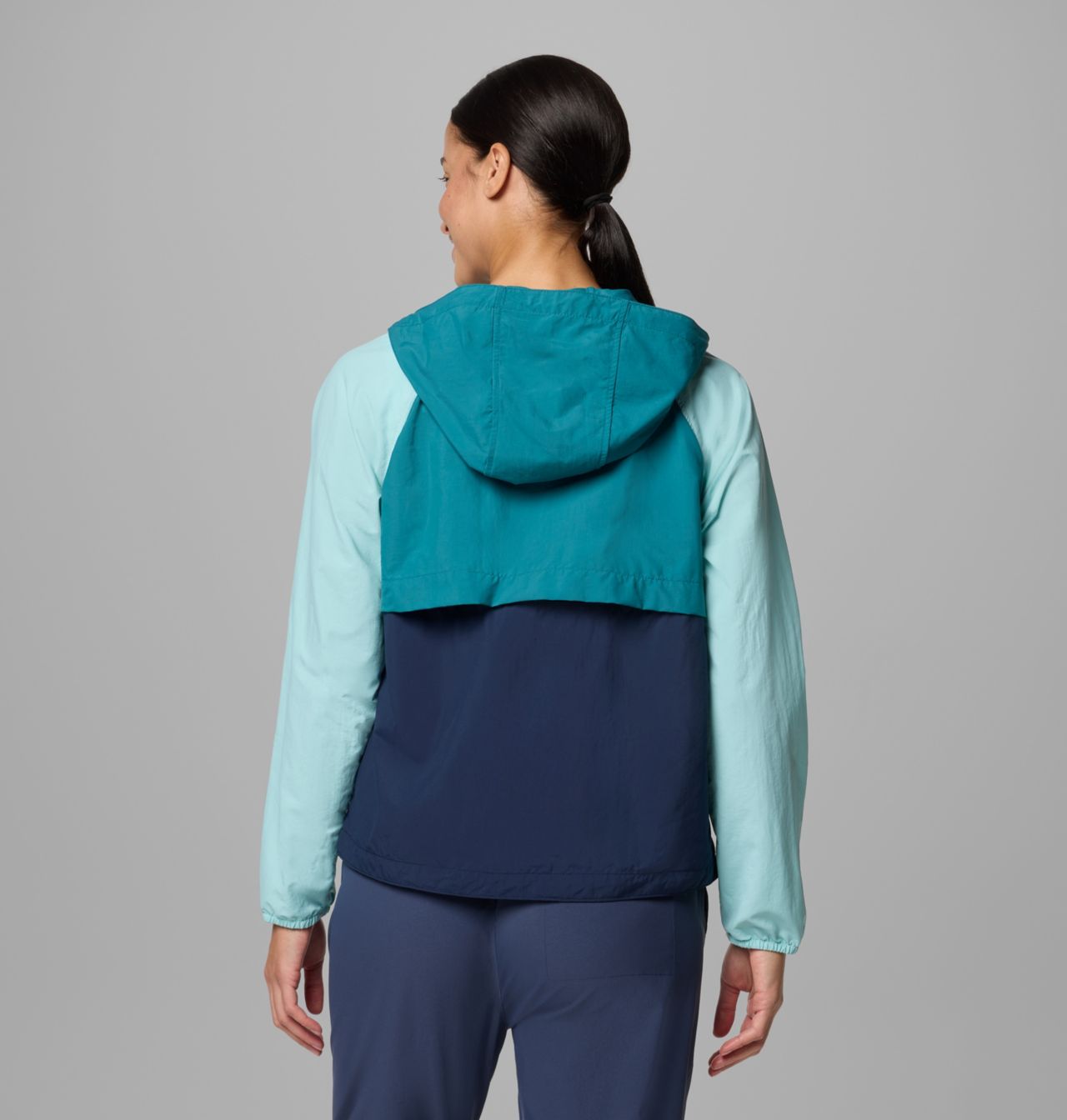 Women's Spire Valley™ Windbreaker 2