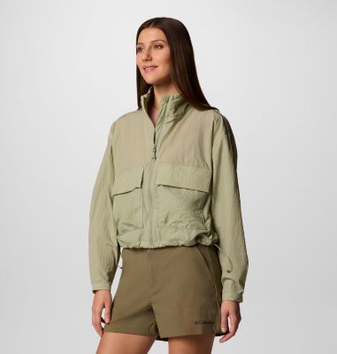Women's Paracutie Cropped Cargo Windbreaker, Color: Safari, image 3