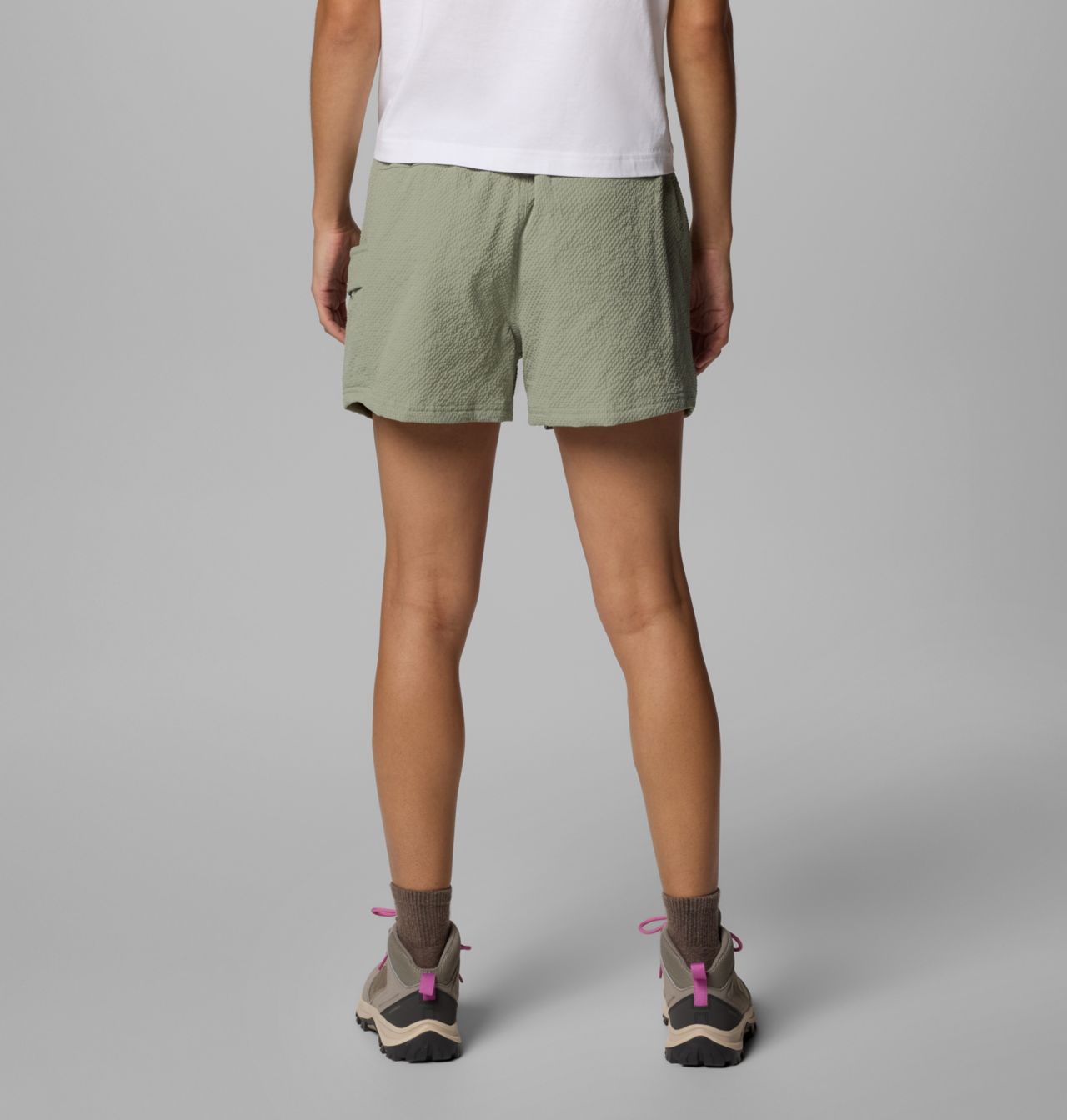 Women's Sucker for Summer™ Shorts | 348 | L | 4 2