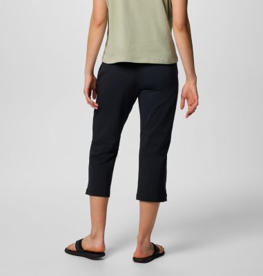 Women's All Seasons Hiking Capri, Color: Black, image 2