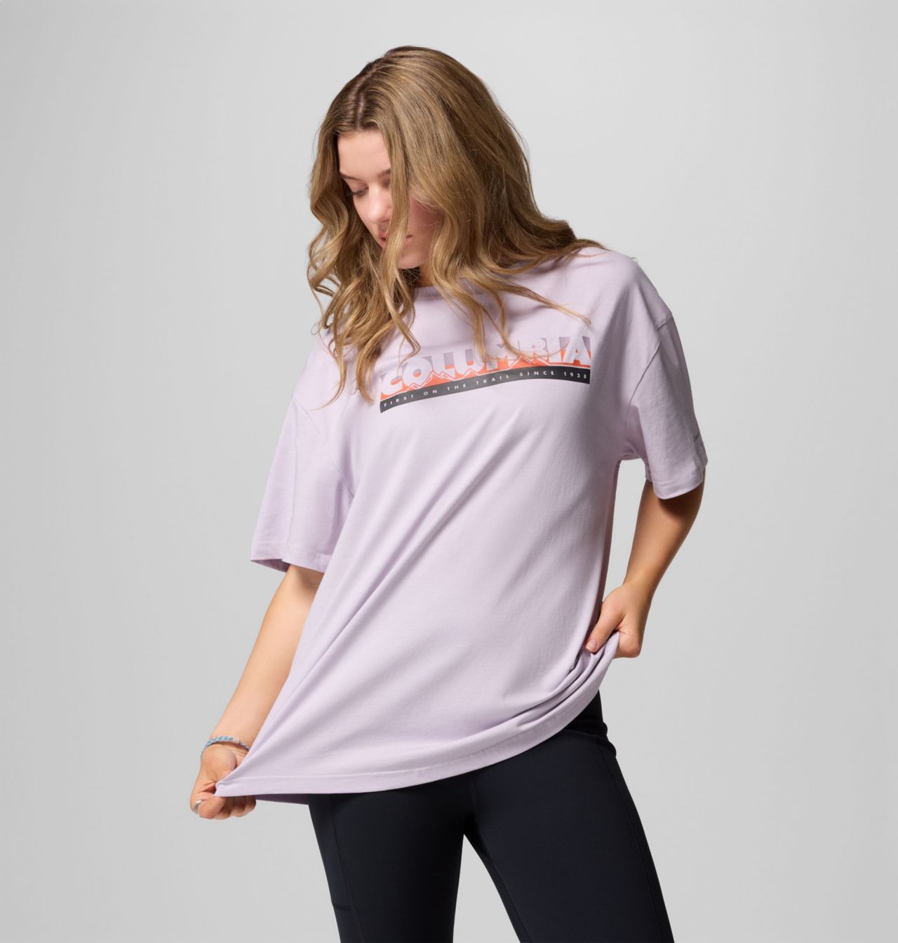 Women's Rolling Bend™ Graphic Oversized T-Shirt 6
