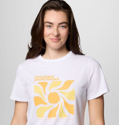 Women's Sun Trek III Graphic Technical T-Shirt, Color: White, Wavy Rays, image 4