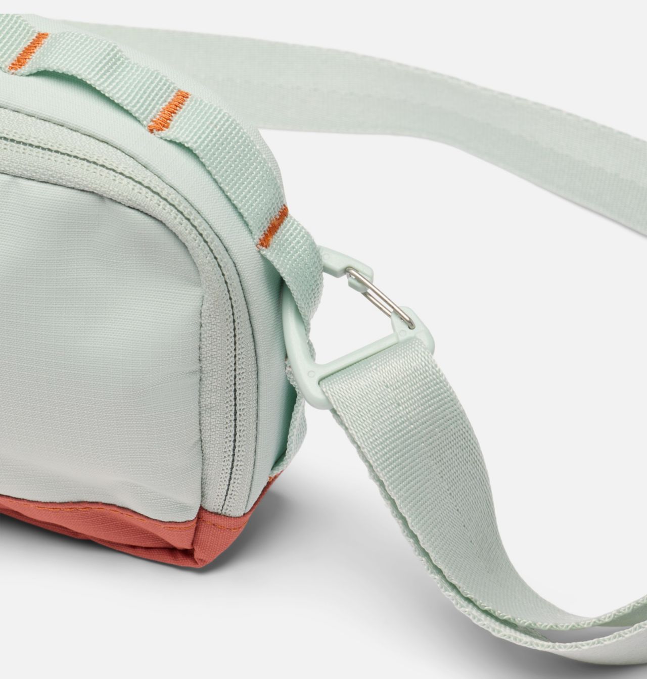 Trail Traveler™ Crossbody Bag 8