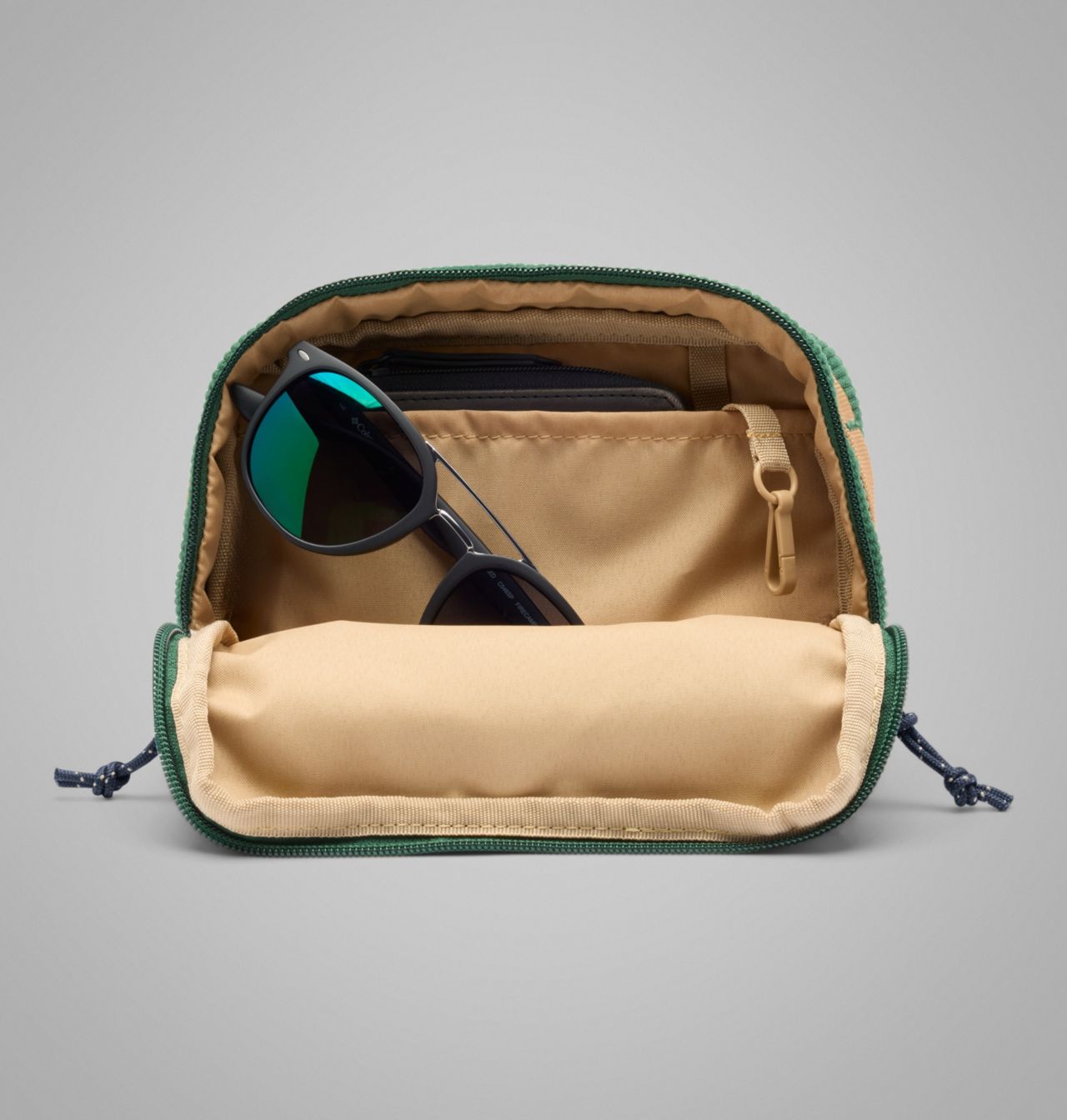 Trail Traveler™ Crossbody Bag 7