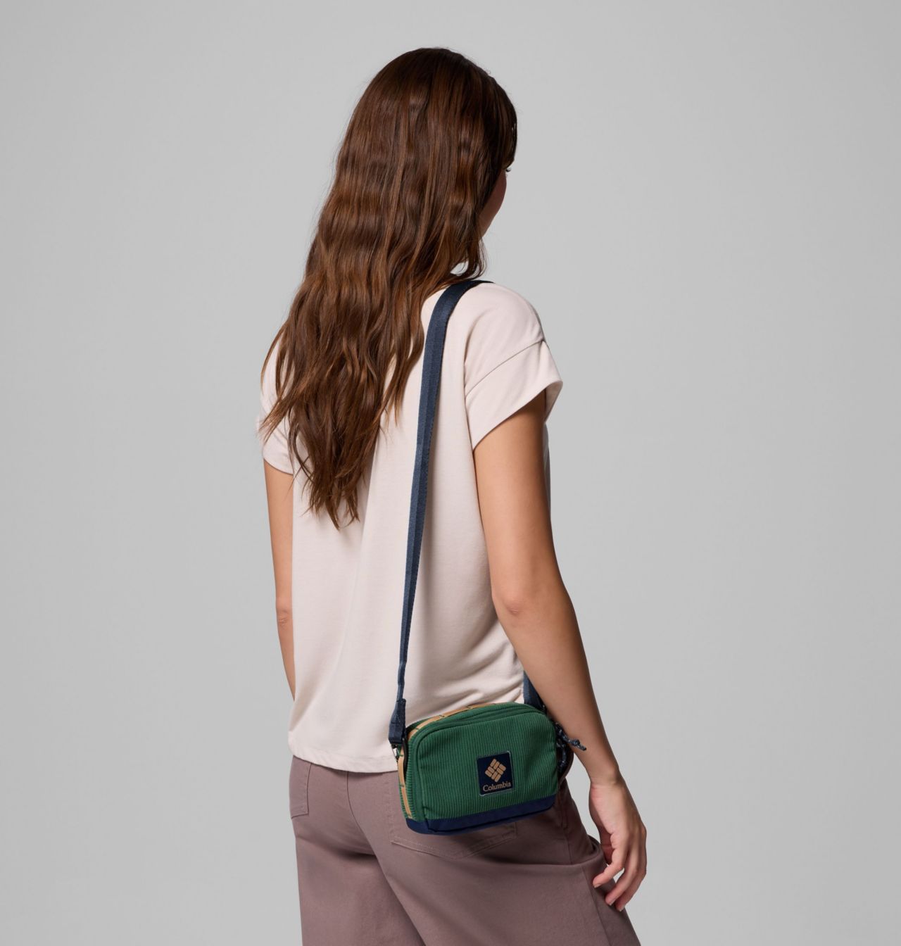 Trail Traveler™ Crossbody Bag 6