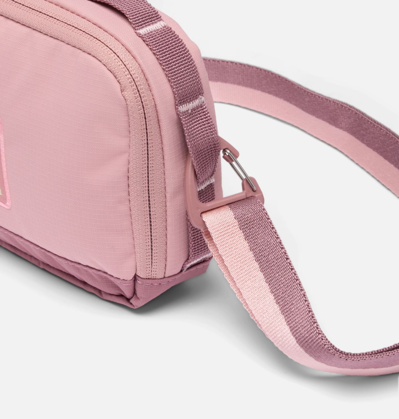 Trail Traveler™ Crossbody Bag 8