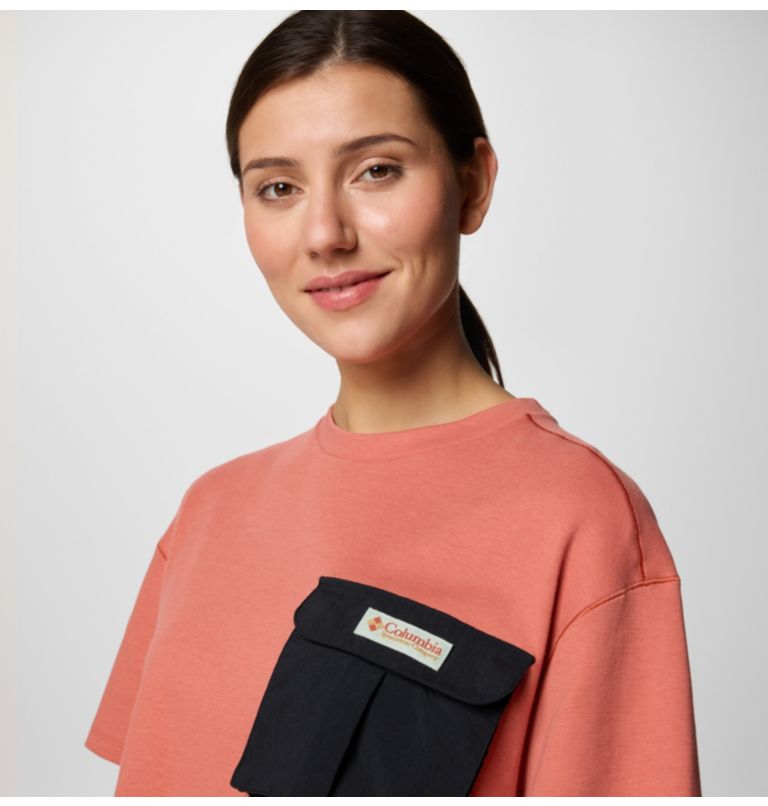 Women's Cove Beach Cropped Pocket T-Shirt, Color: Mars, Black, image 4