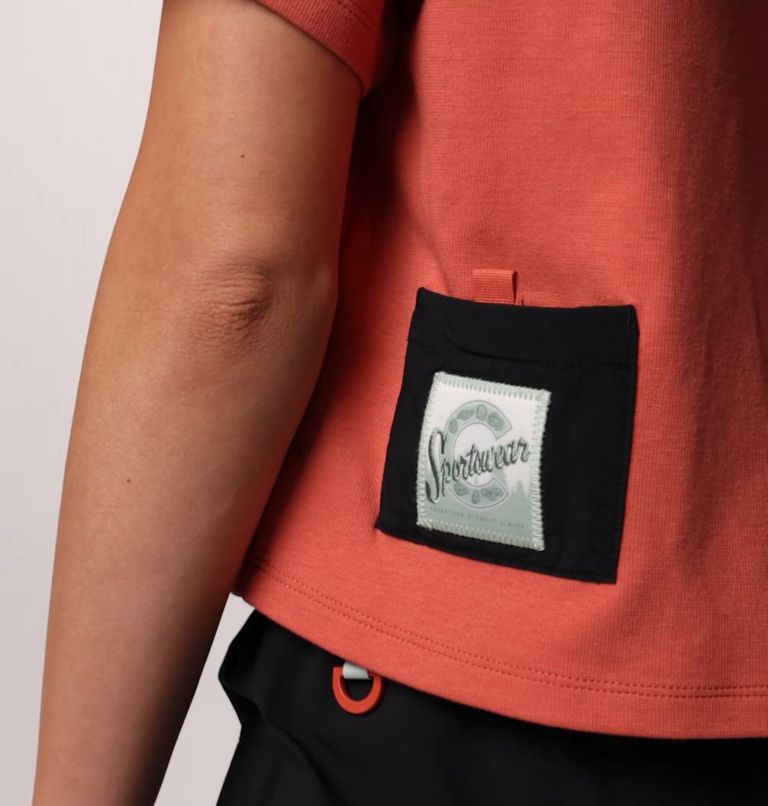 Women's Cove Beach Cropped Pocket T-Shirt, Color: Mars, Black