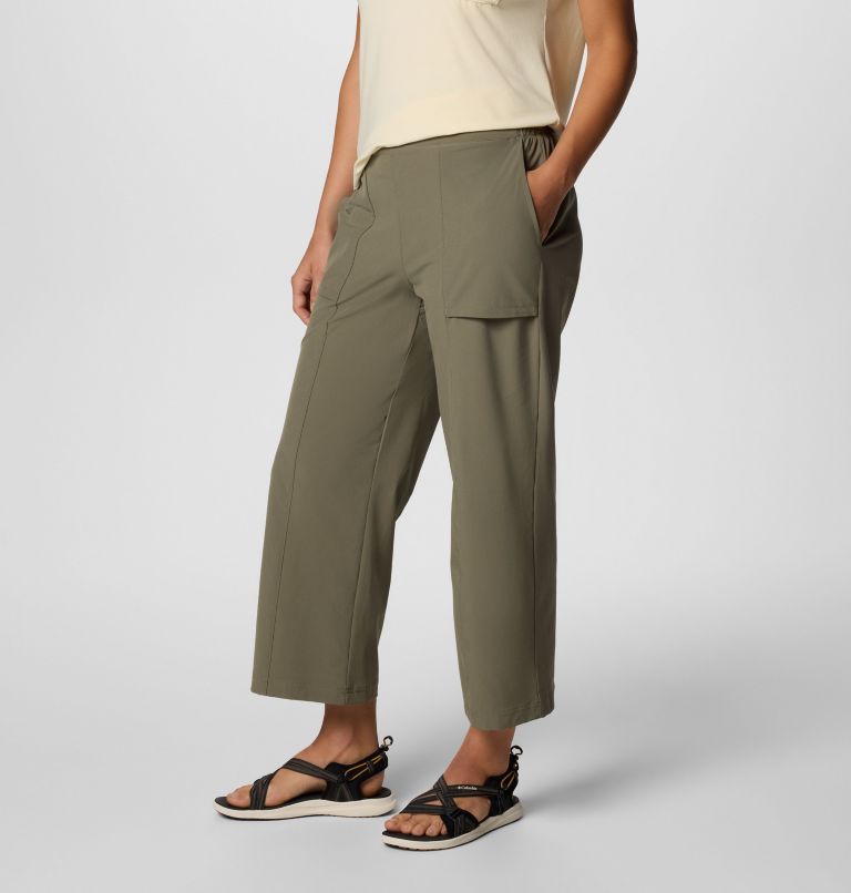 Women's Boundless Beauty Wide Capris II, Color: Stone Green, image 3