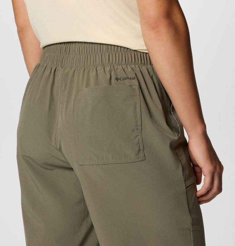 Women's Boundless Beauty Wide Capris II, Color: Stone Green, image 5