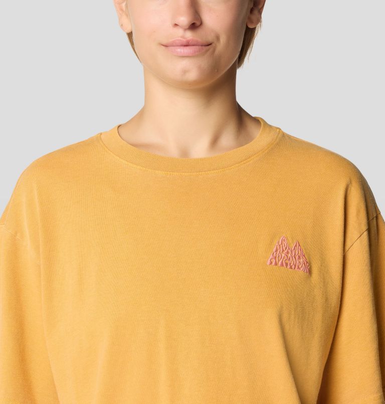Women's MHW Mountains Collab Short Sleeve, Color: Sundown Gold, image 5