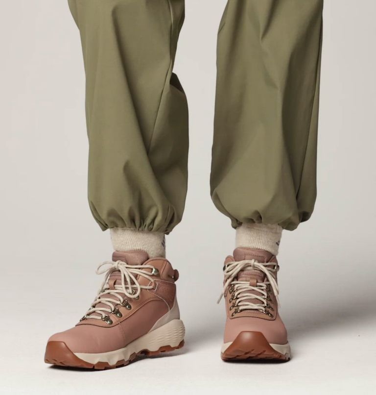 Women's Newton Wander Leather Boot, Color: Allspice, Tea Light