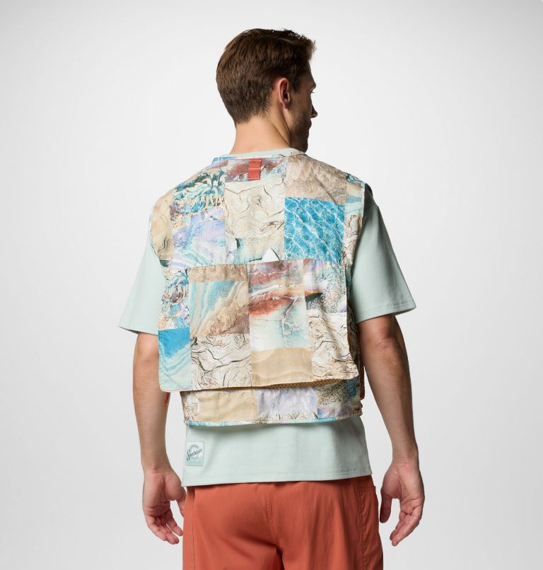 Unisex Cove Beach Printed Gilet, Color: Cool Green Coastal, image 9