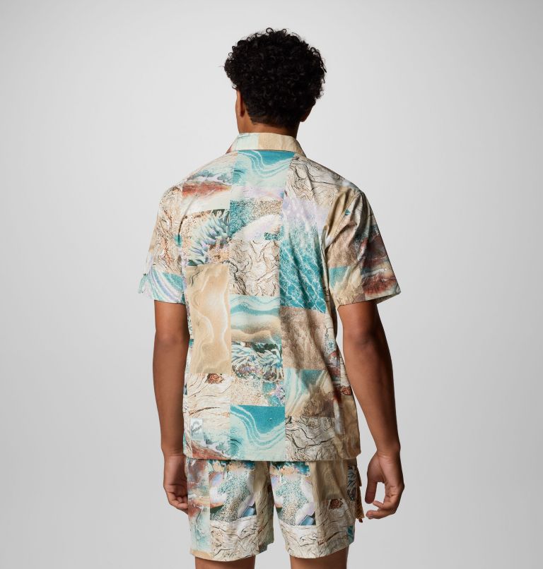 Cove Beach Kurzarm-Hemd aus Gewebe mit Print für Unisex, Color: Cool Green Coastal, Canoe, image 9