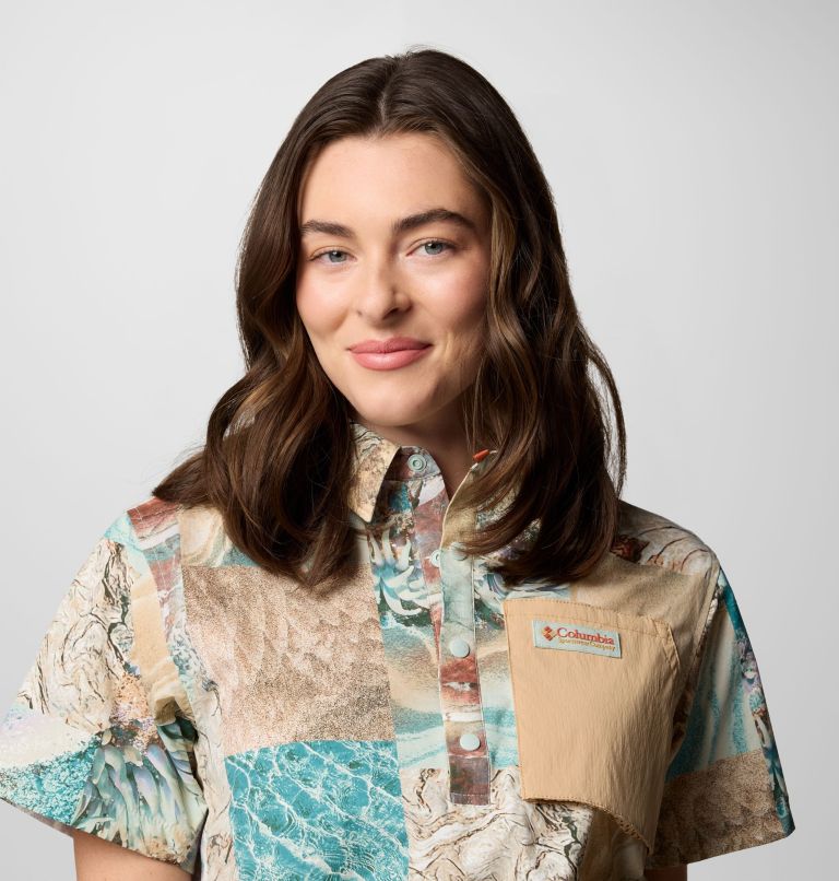 Women's Cove Beach Printed Woven Cropped Short Sleeve Shirt, Color: Cool Green Coastal, Canoe, image 4