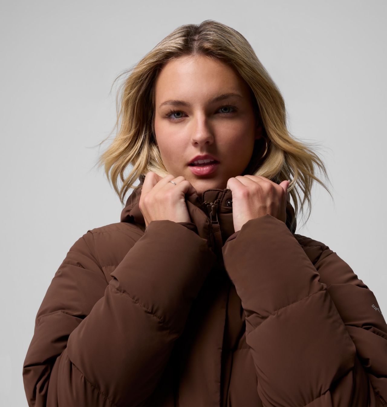 Women's Amaze Puff™ Mid Hooded Jacket 16