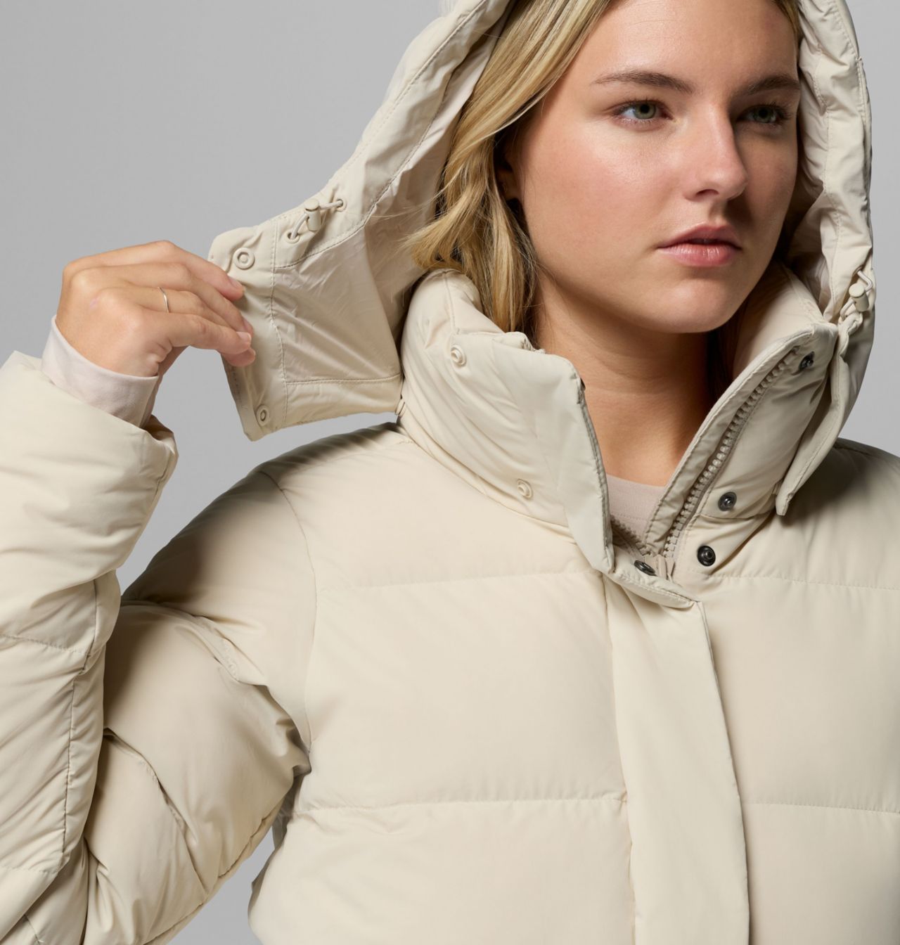 Women's Amaze Puff™ Hooded Jacket 10
