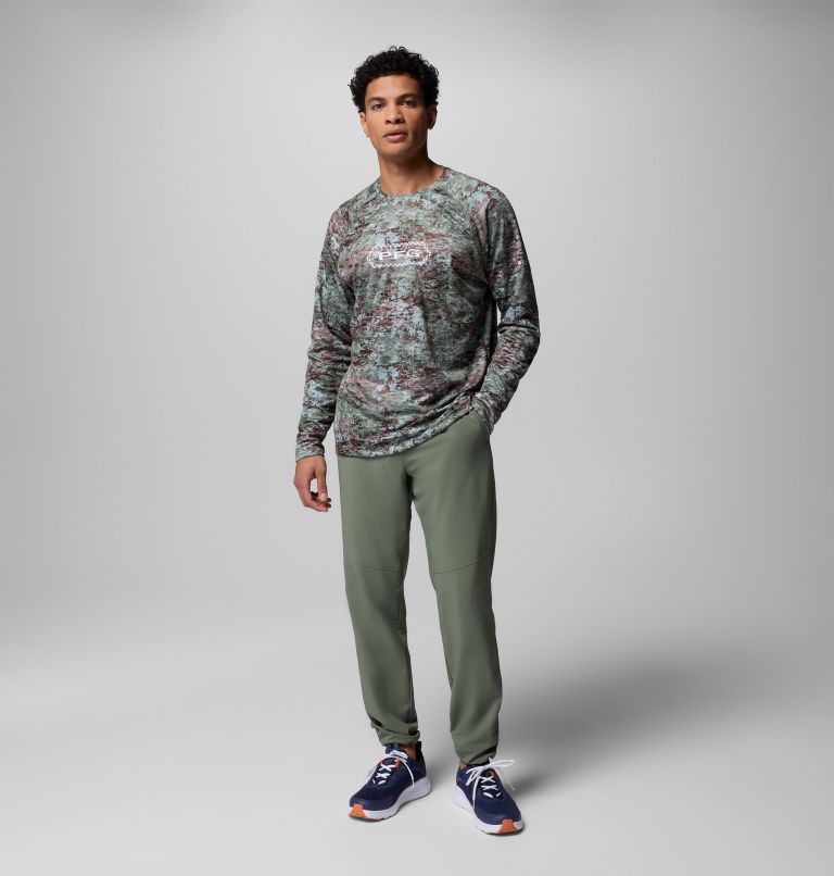 Men's PFG Super Solar Stream Border Hex Long Sleeve Shirt, Color: Cypress Tejas, image 2