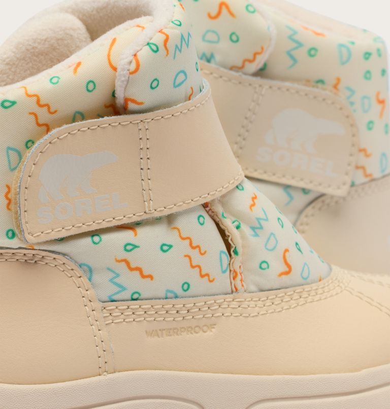 CHILDREN'S WHITNEY III STRAP MID Waterproof Boot, Color: Snow, Honey White, image 9