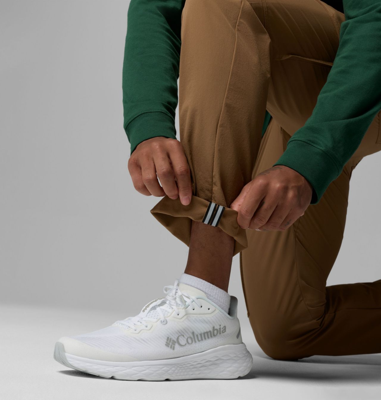 Men's ROC™ Tech Cargo Pants 8
