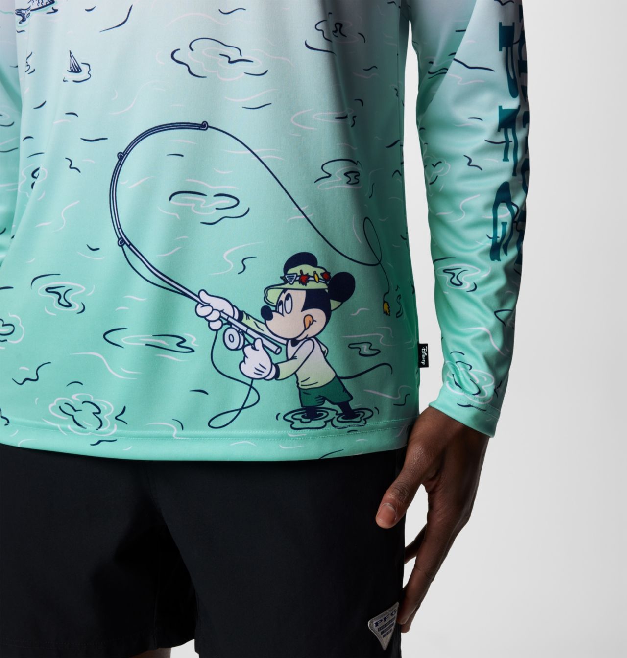 M PFG Disney Terminal Tackle™ LS Shirt | 499 | M 4