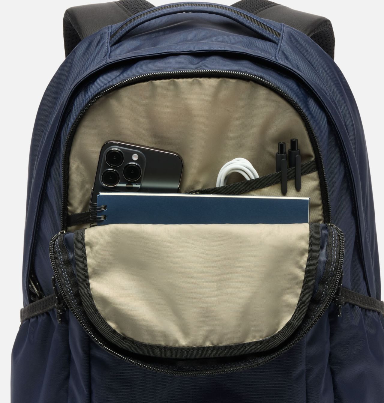 Manresa™ 25L Backpack 8