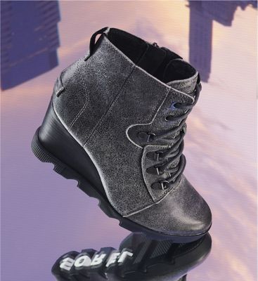 snow boots for women near me