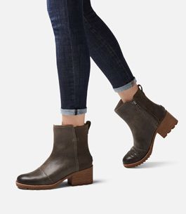 sorel cate lace up boot