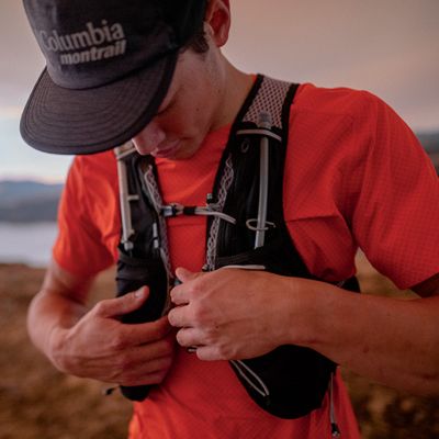 Camminare sotto il sole: berretto o cappello da trekking?