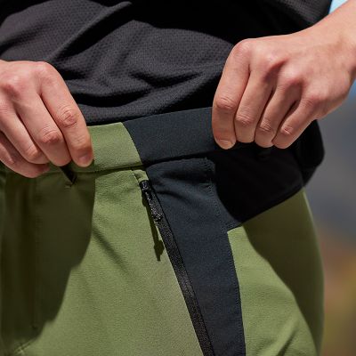 Model showing the partially elastic waistband and how it stretches.