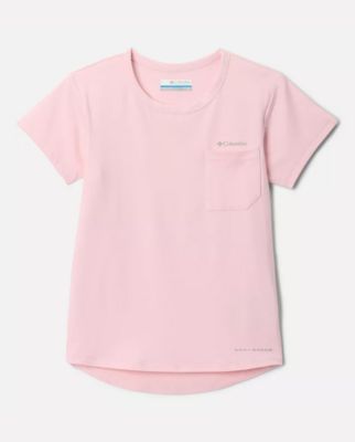 A pink t-shirt.