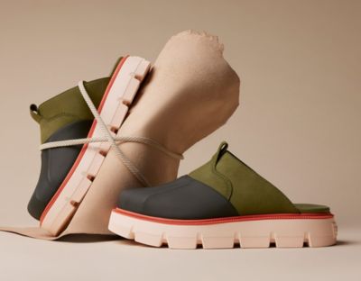 Clogs