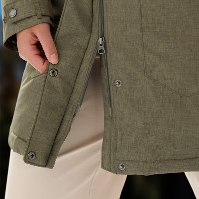 Close-up of the 2-way front zipper for extra mobility. 
