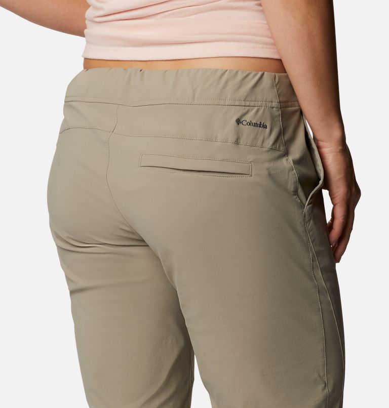 Thumbnail: Women's Anytime Outdoor Long Shorts, Color: Tusk, image 5