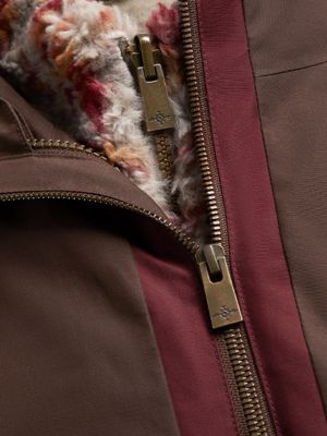 columbia frozen 2 jacket