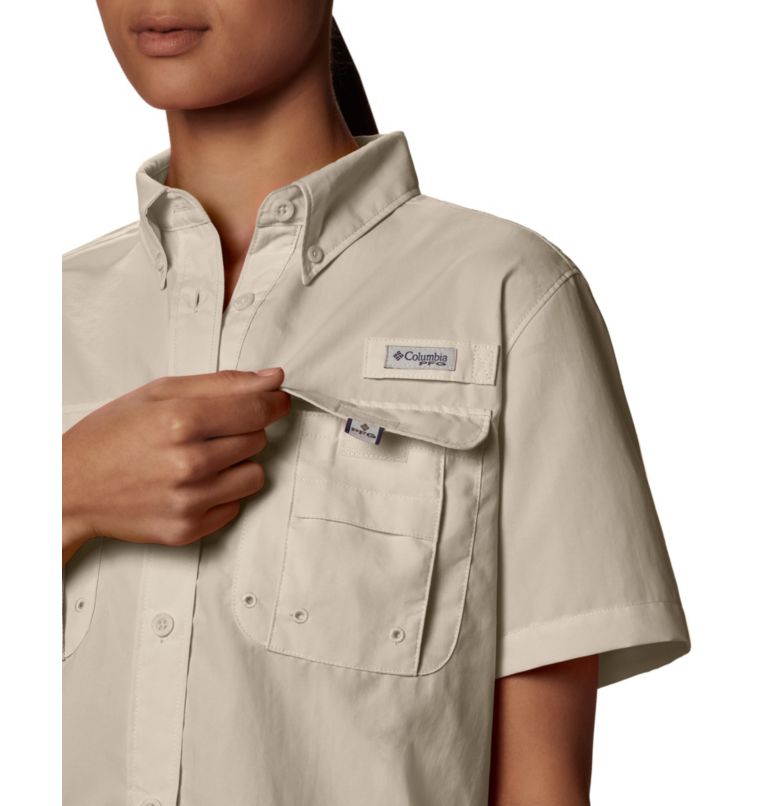 Thumbnail: Women’s PFG Bahama Short Sleeve Shirt, Color: Fossil, image 4