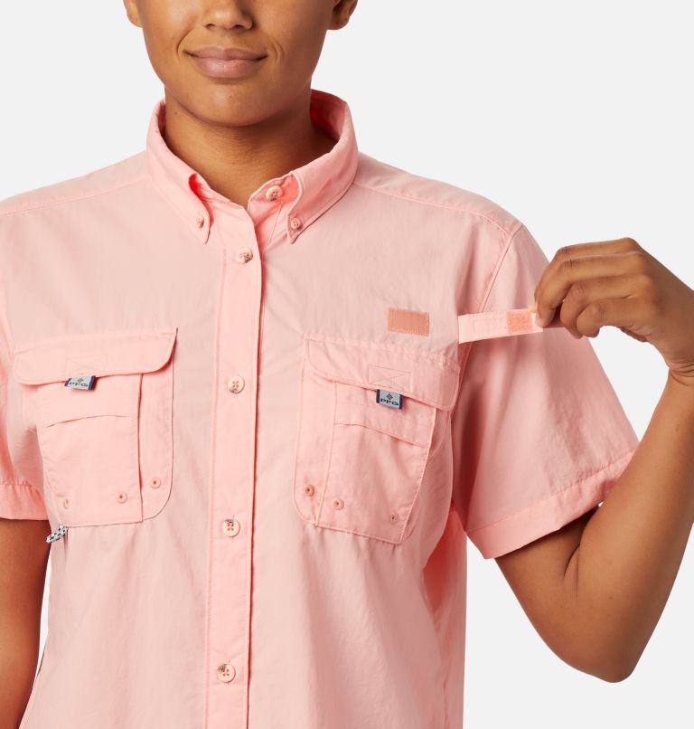Thumbnail: Women’s PFG Bahama Short Sleeve Shirt, Color: Tiki Pink, image 4