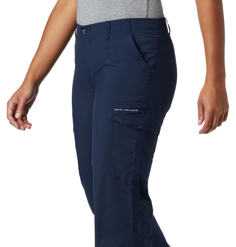 Thumbnail: Women's PFG Aruba Roll Up Pants, Color: Collegiate Navy, image 3