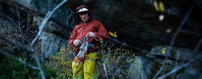A climber in the Kor Strata Climb Jacket organizing his quickdraws near Donner Pass
