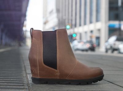 Sorel wedge store chelsea boot