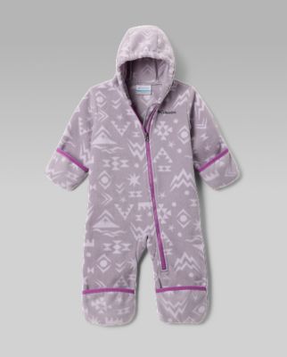 An infant bunting